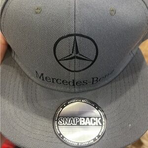 mercedes benz hat